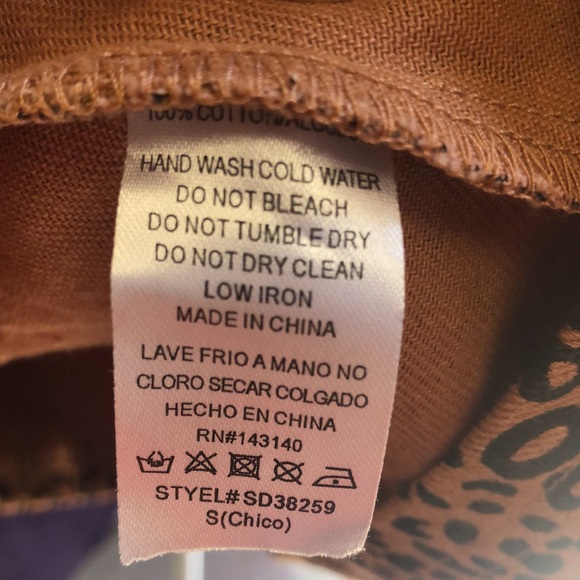 100% cotton Forever 21 Jumpsuit size small - Picture 15 of 16